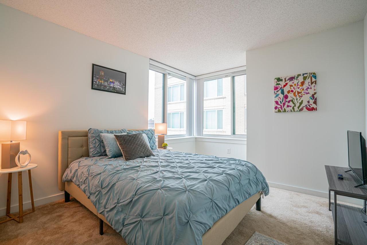 Heaven On Baltimore Downtown Fully Furnished Apartments Exterior photo